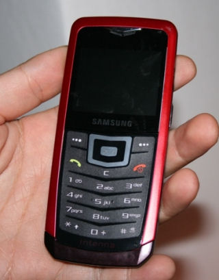 Samsung:  6,9 